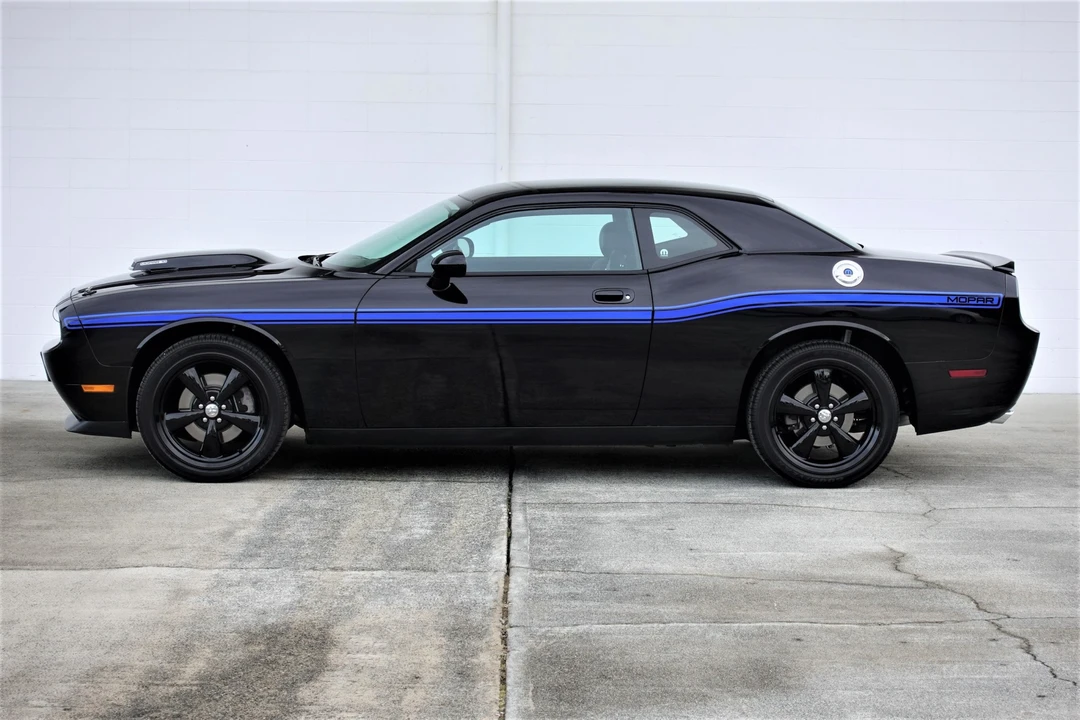 2010 Dodge Challenger 3rd Gen - Image 2 of 31