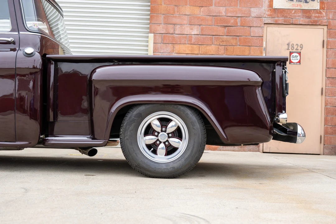 1959 Chevrolet Task Force - Image 24 of 31