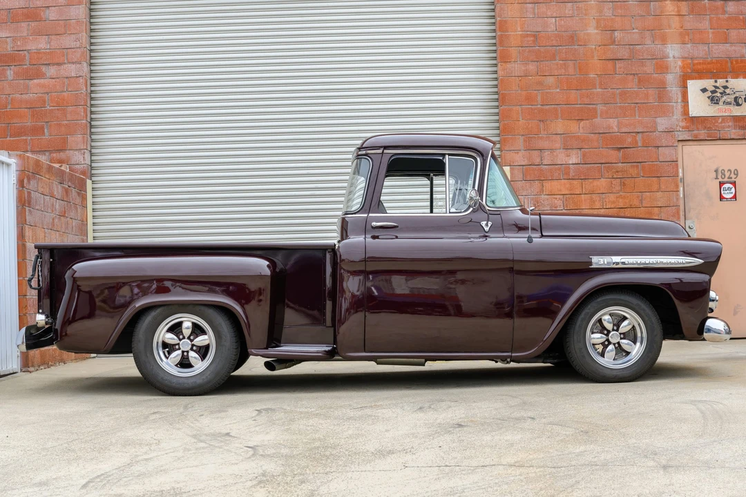 1959 Chevrolet Task Force - Image 5 of 31