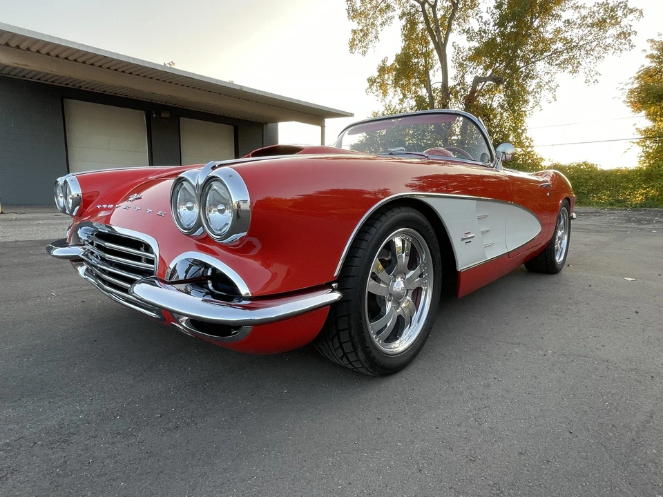 1961 Chevrolet Corvette C1 - Image 5 of 31