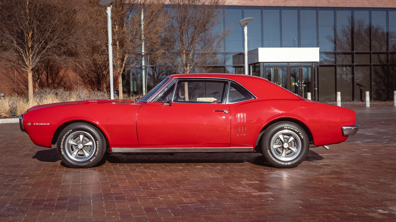 1967 Pontiac Firebird 1st Gen - Image 9 of 31