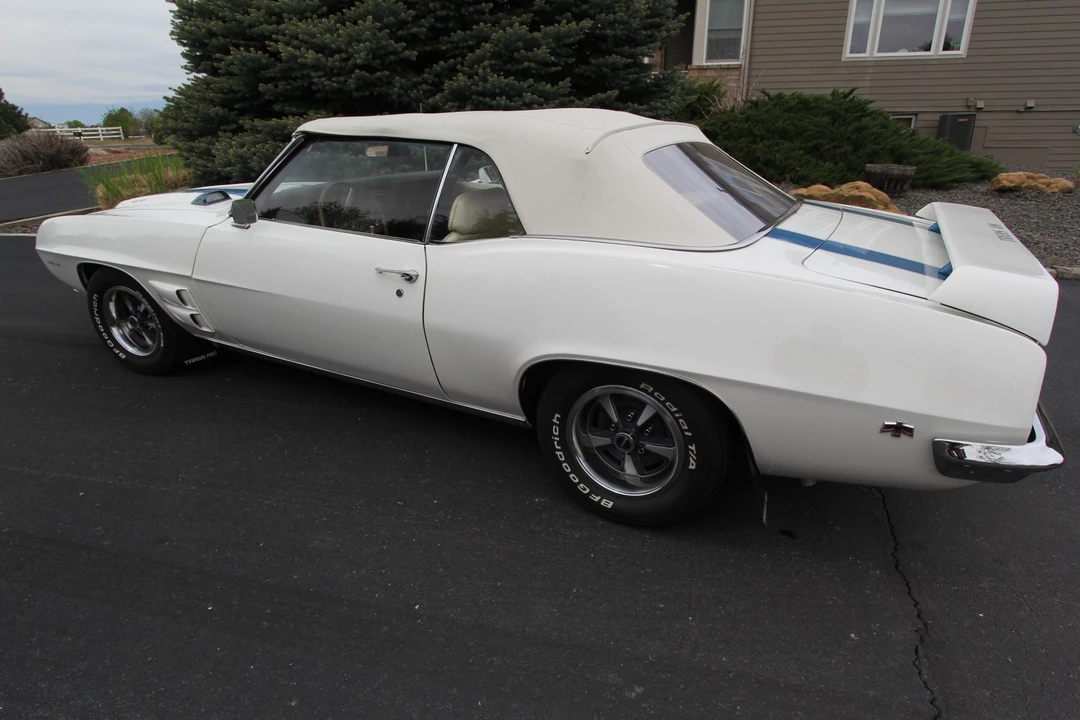 1969 Pontiac Firebird 1st Gen - Image 20 of 31