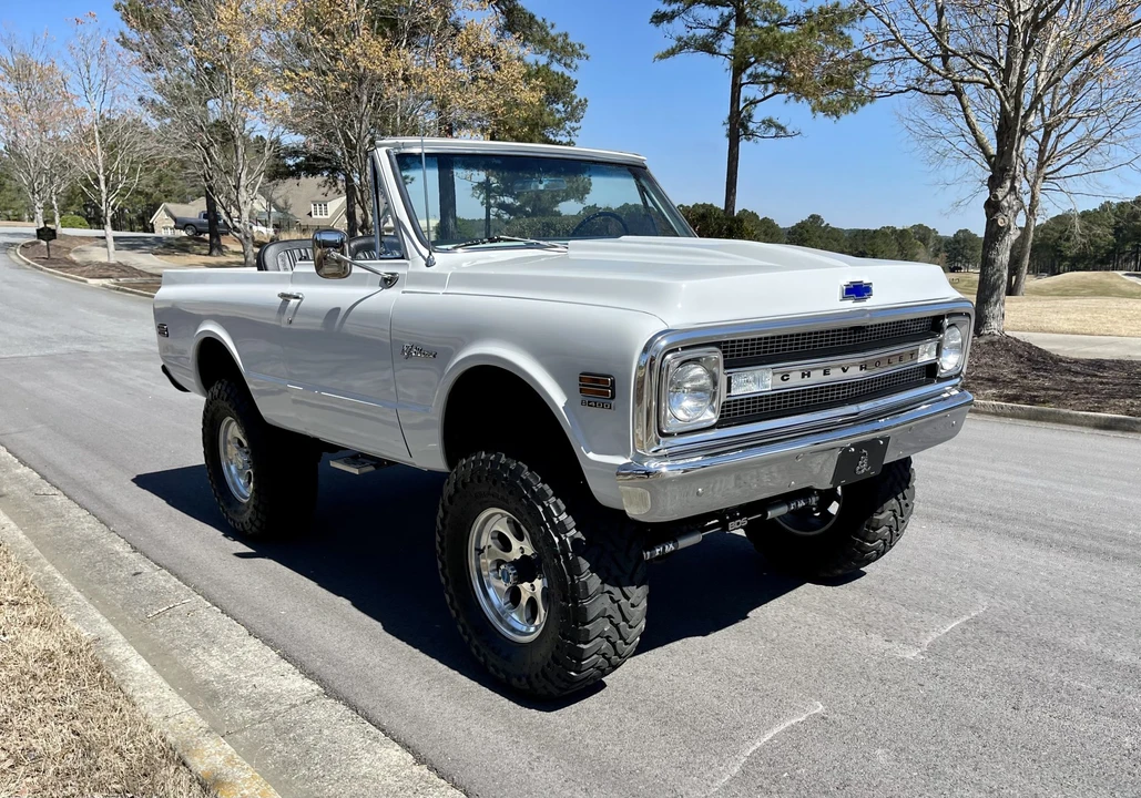 1971 GMC Jimmy 1st Gen - Image 5 of 31
