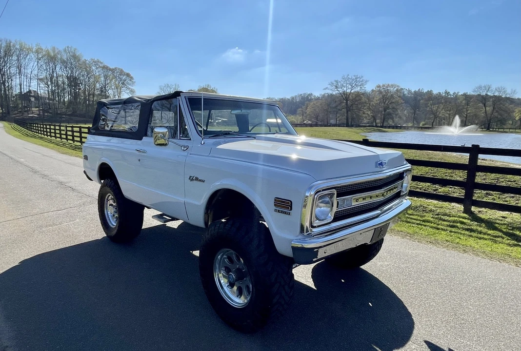 1971 GMC Jimmy 1st Gen - Image 13 of 31