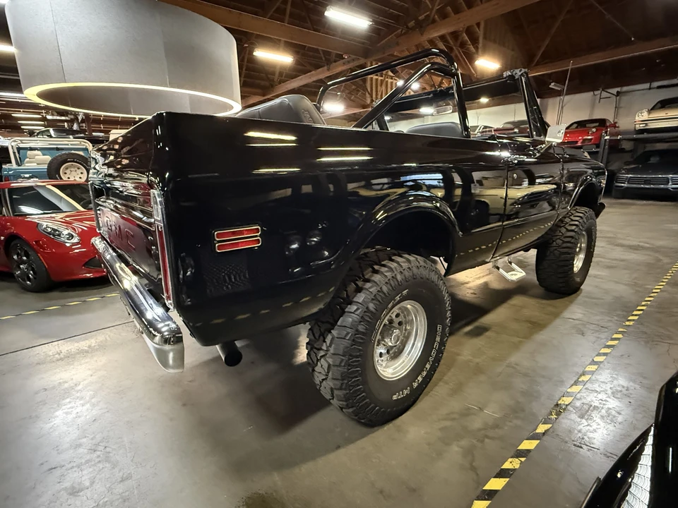 1972 GMC Jimmy 1st Gen - Image 16 of 31