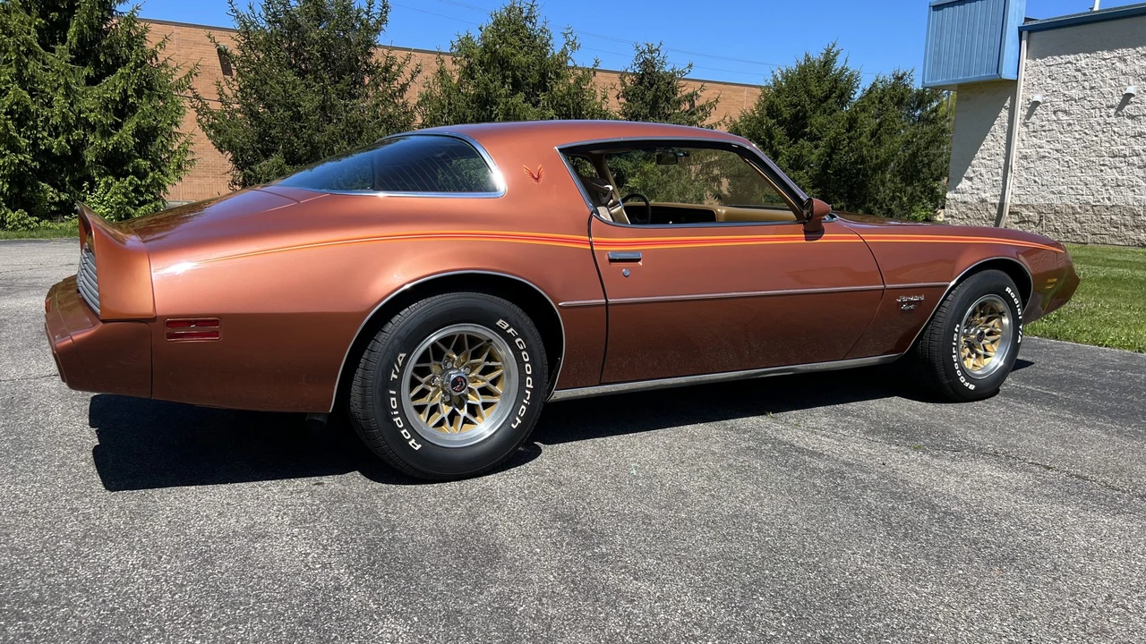 1980 Pontiac Firebird 2nd Gen - Image 20 of 31