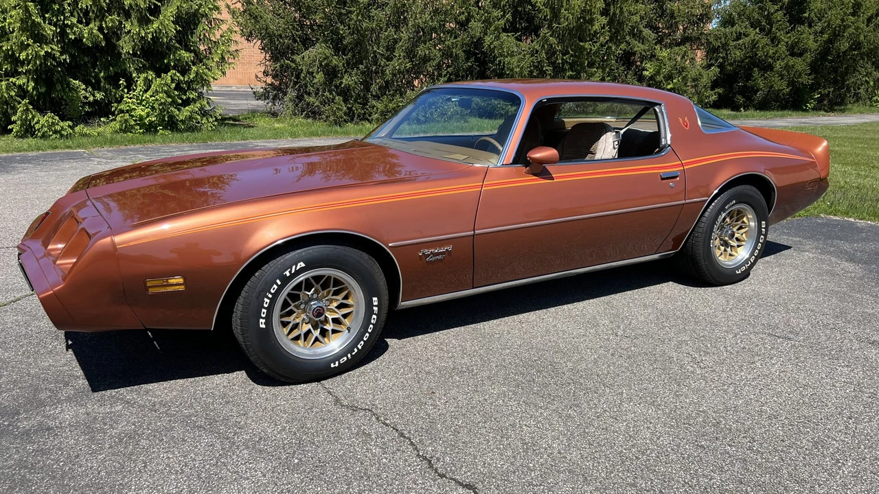 1980 Pontiac Firebird 2nd Gen - Image 7 of 31