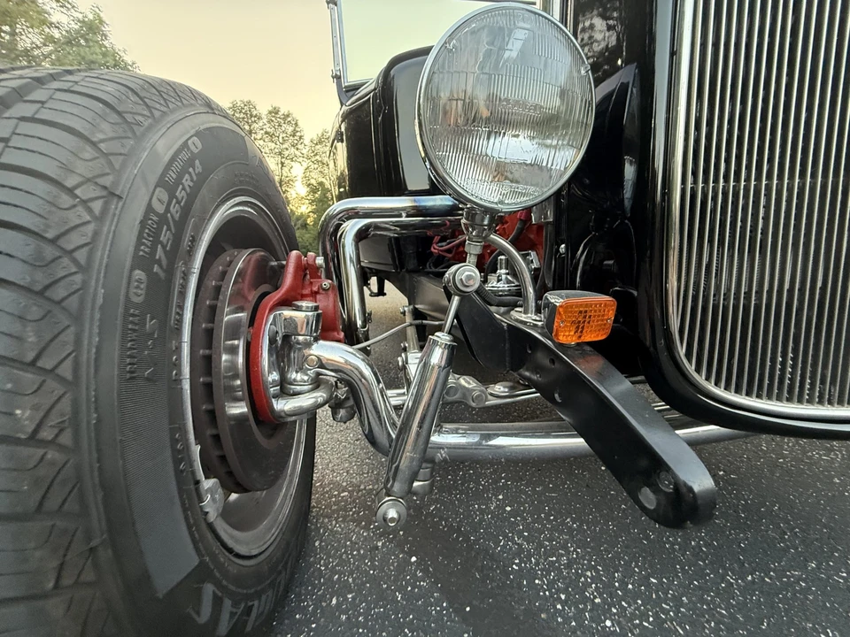 Ford Hot Rod - Image 27 of 31