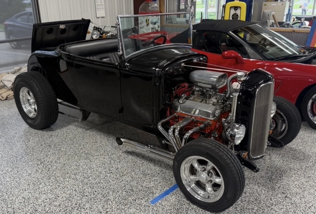 Ford Hot Rod - Image 25 of 31