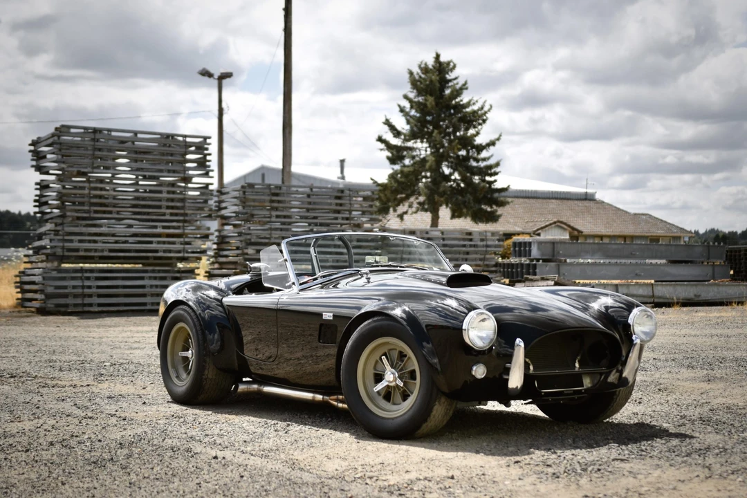 Shelby Cobra Replica - Image 14 of 31