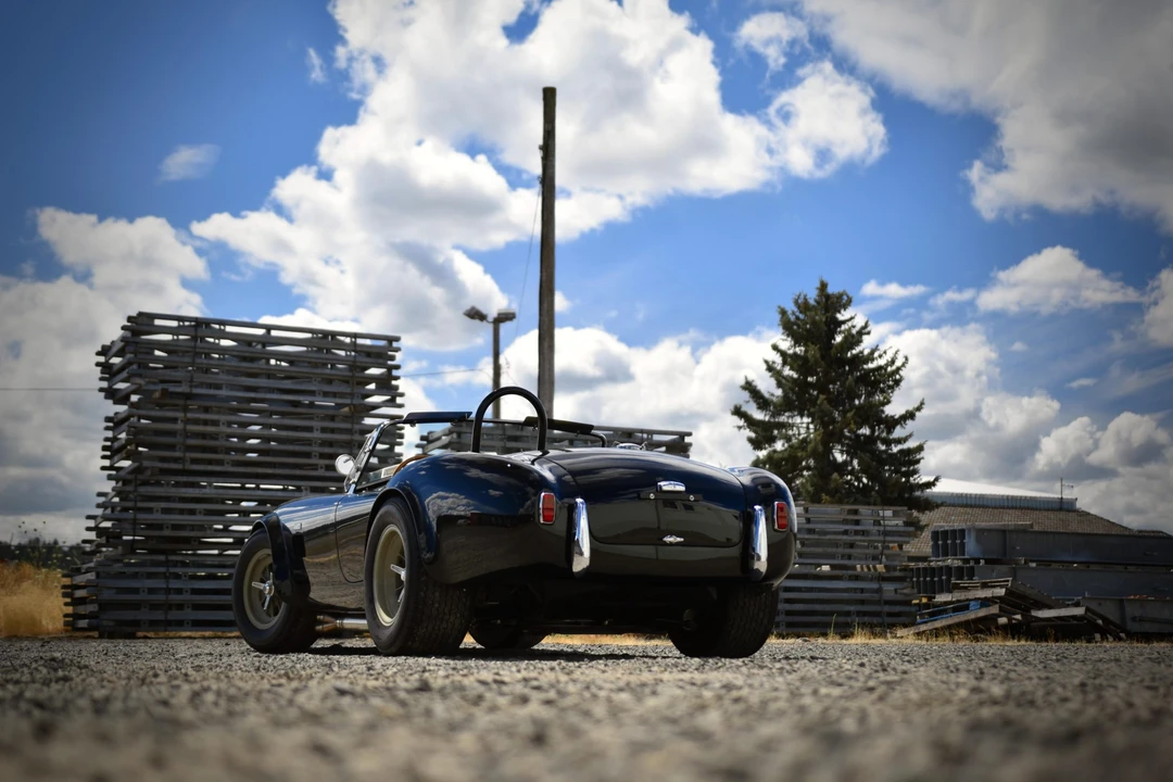 Shelby Cobra Replica - Image 28 of 31
