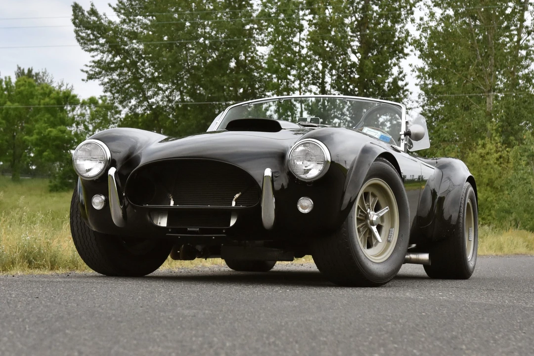 Shelby Cobra Replica - Image 19 of 31