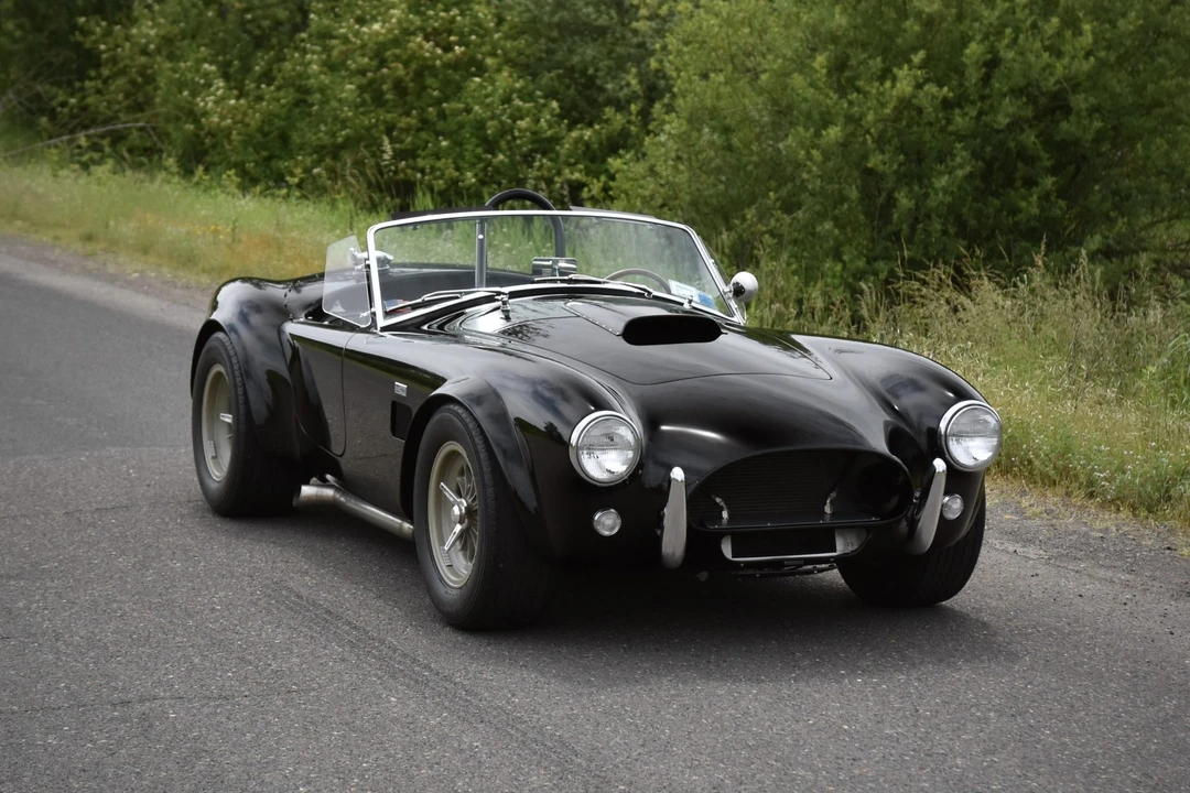 Shelby Cobra Replica - Image 22 of 31