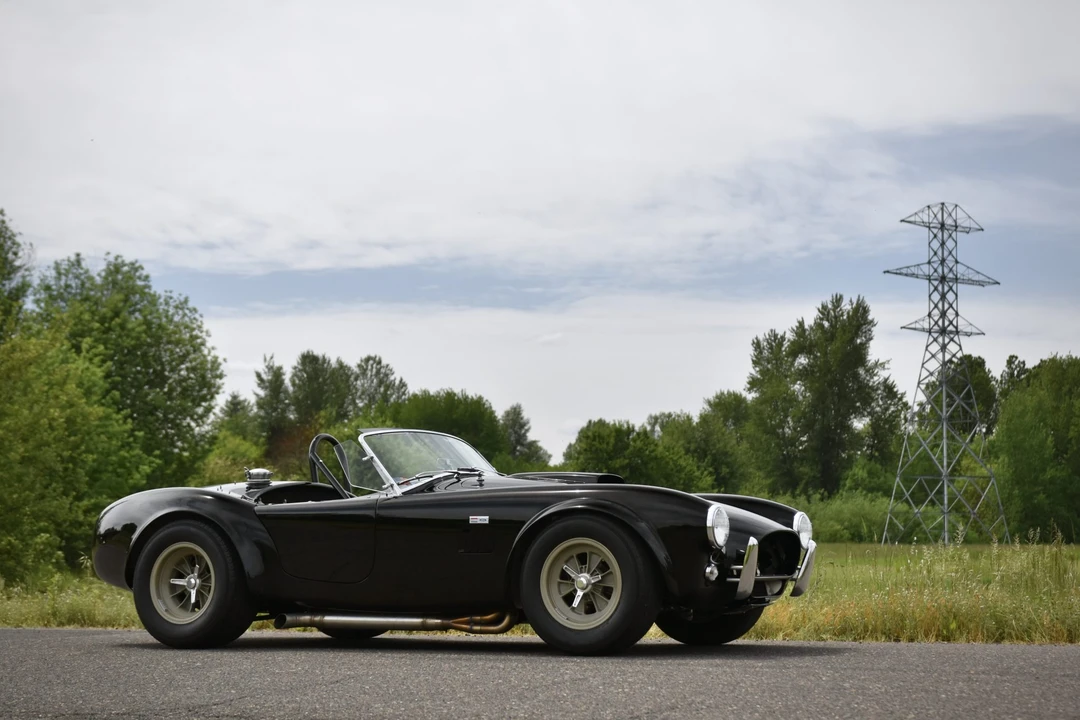 Shelby Cobra Replica - Image 26 of 31