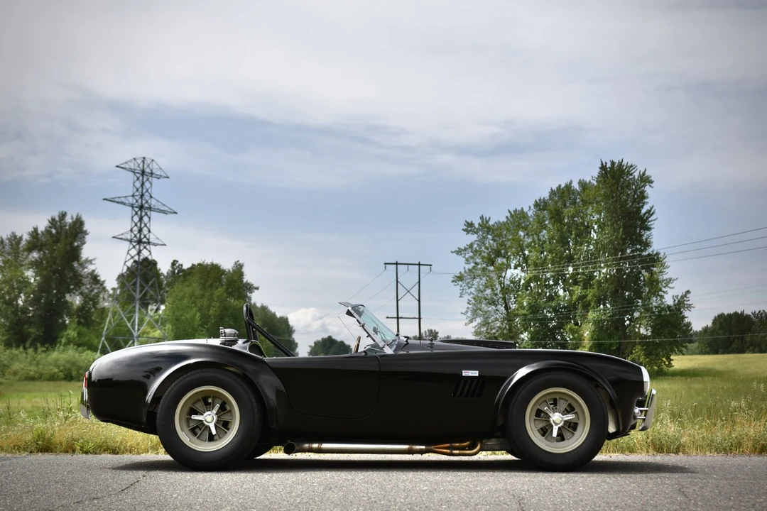Shelby Cobra Replica - Image 28 of 31