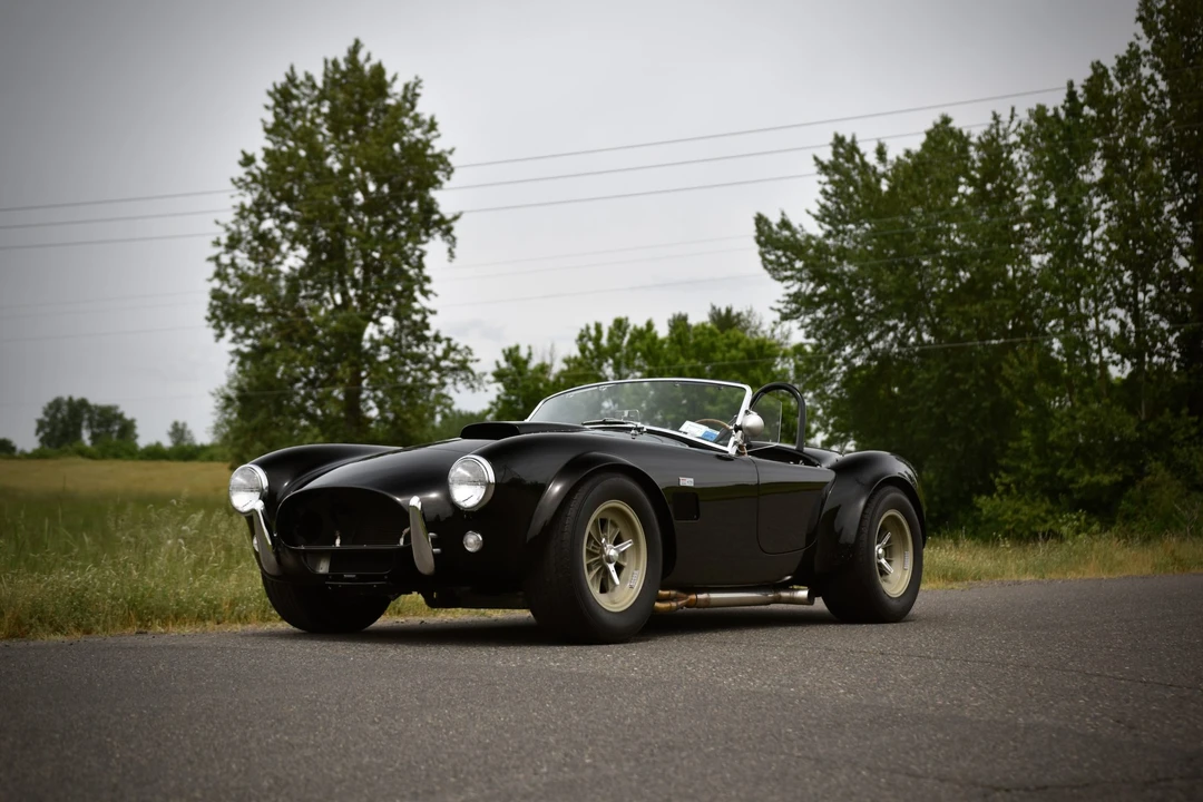 Shelby Cobra Replica - Image 6 of 31
