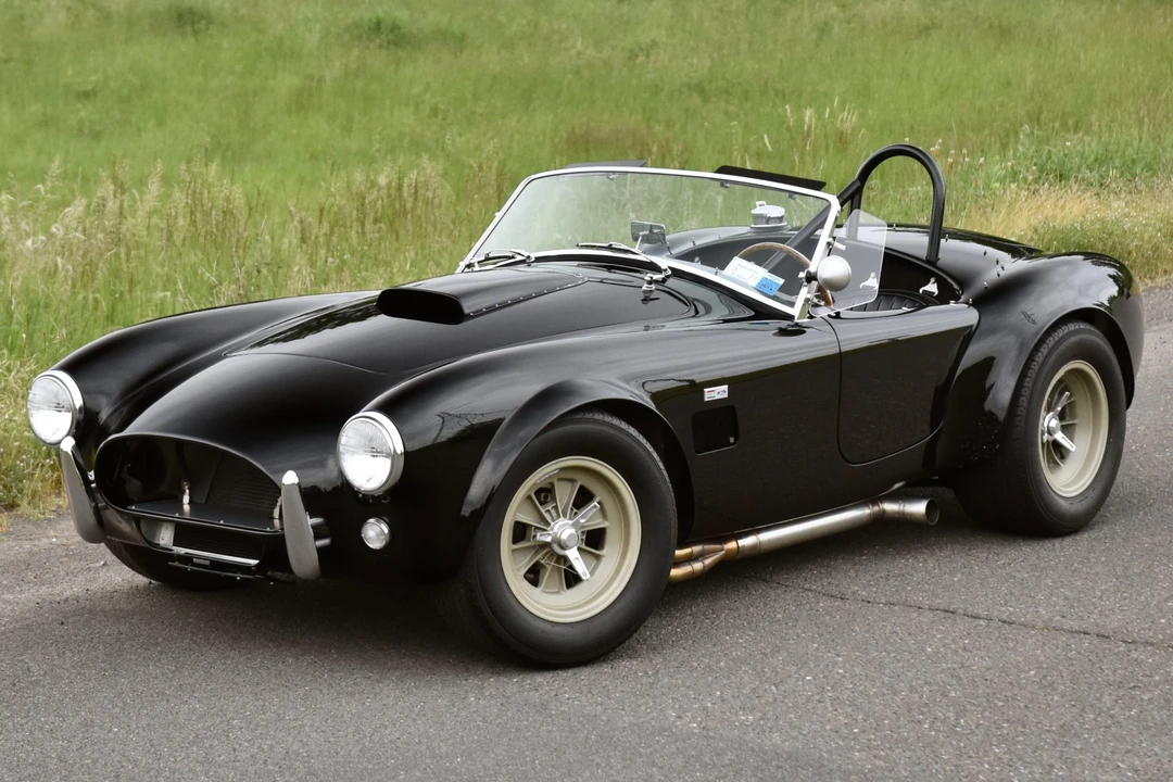 Shelby Cobra Replica - Image 10 of 31