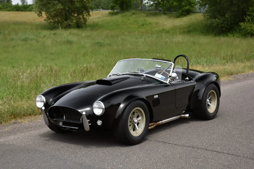Shelby Cobra Replica - Image 4 of 31