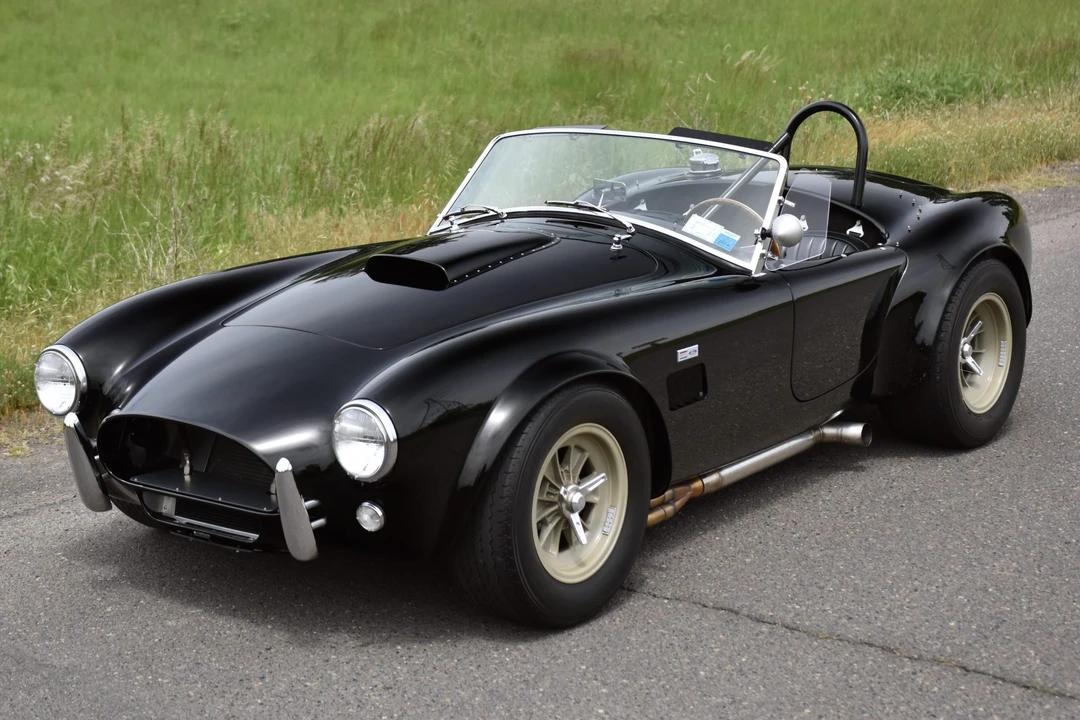 Shelby Cobra Replica - Image 5 of 31