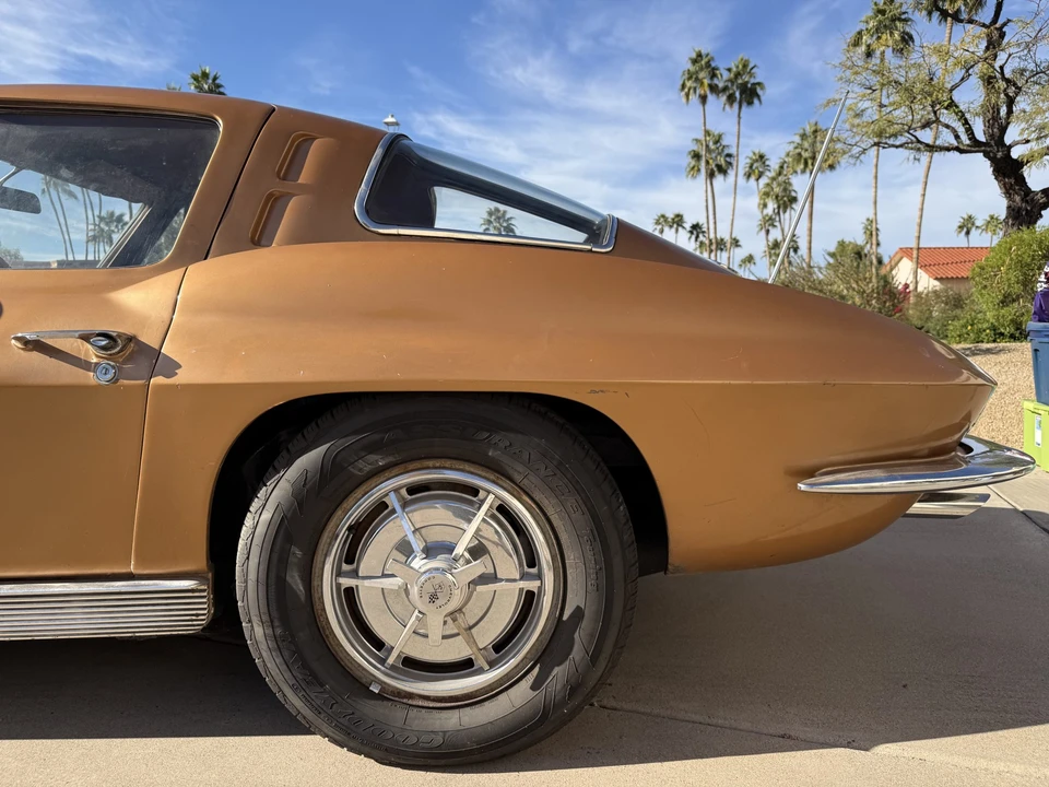 1963 Chevrolet Corvette C2 - Image 22 of 31
