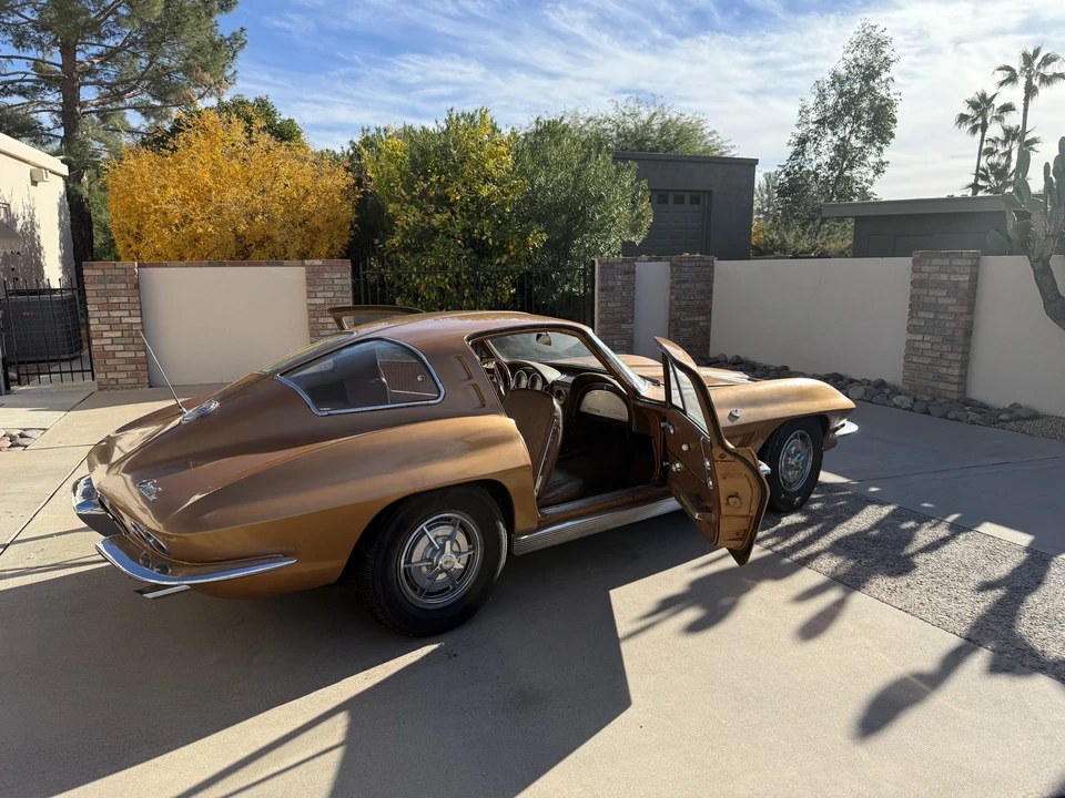 1963 Chevrolet Corvette C2 - Image 13 of 31