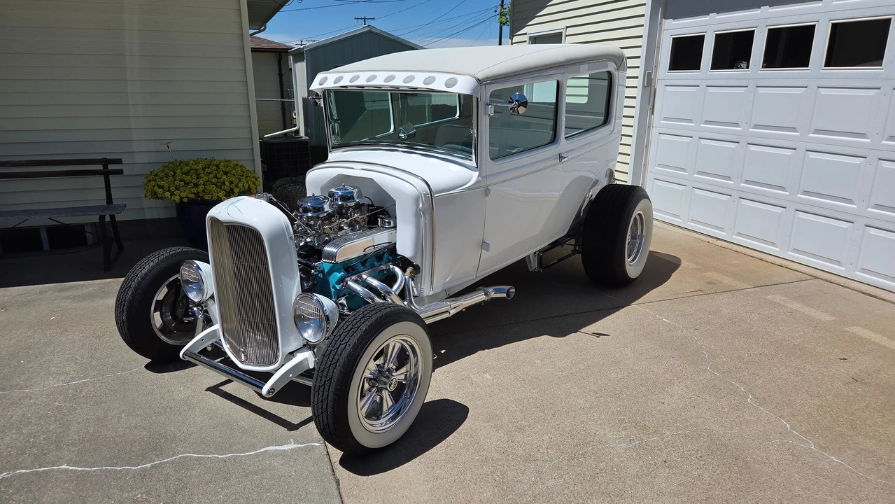 Ford Hot Rod - Image 2 of 31