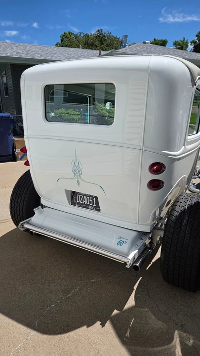 Ford Hot Rod - Image 7 of 31
