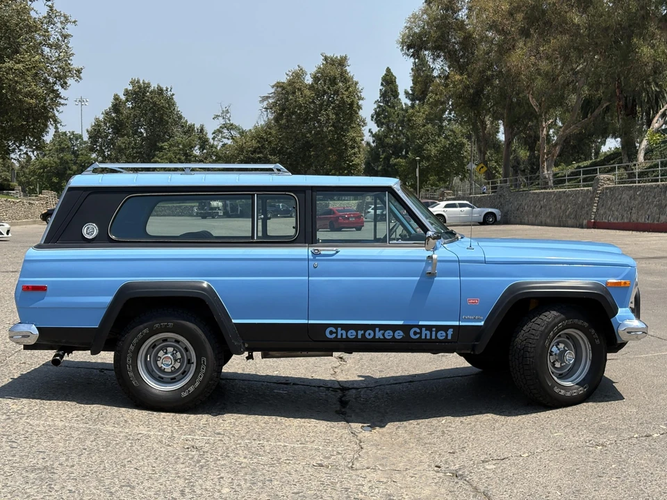 1975 Jeep SJ Cherokee - Image 10 of 31