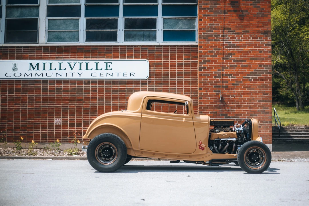 Ford Hot Rod - Image 27 of 31