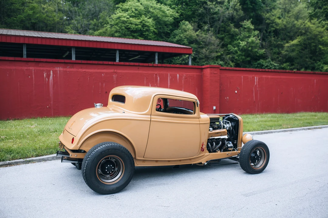 Ford Hot Rod - Image 17 of 31