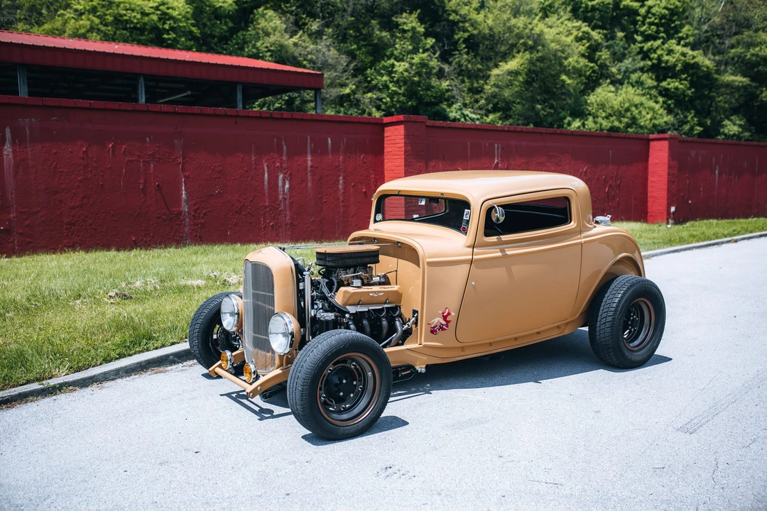 Ford Hot Rod - Image 10 of 31