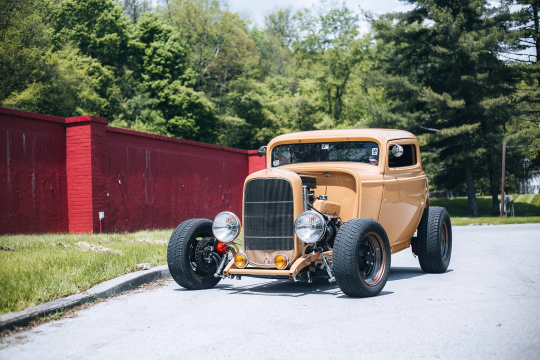 Ford Hot Rod - Image 6 of 31