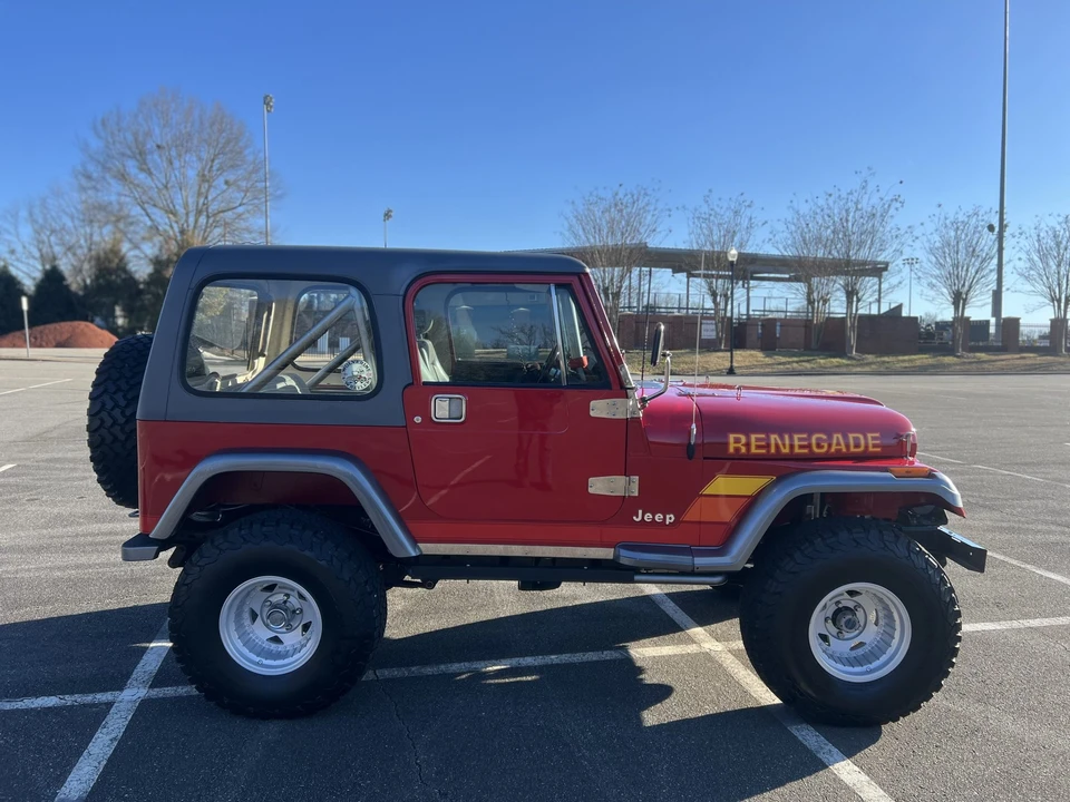 1985 Jeep CJ7 - Image 10 of 31