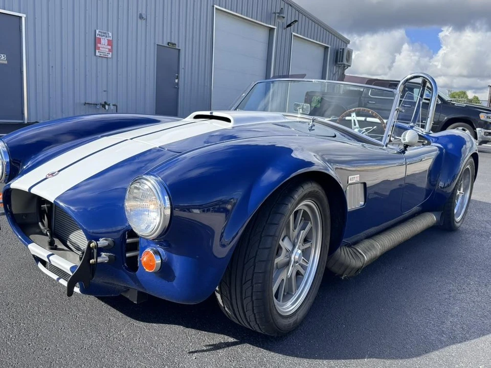 Shelby Cobra Replica - Image 3 of 31