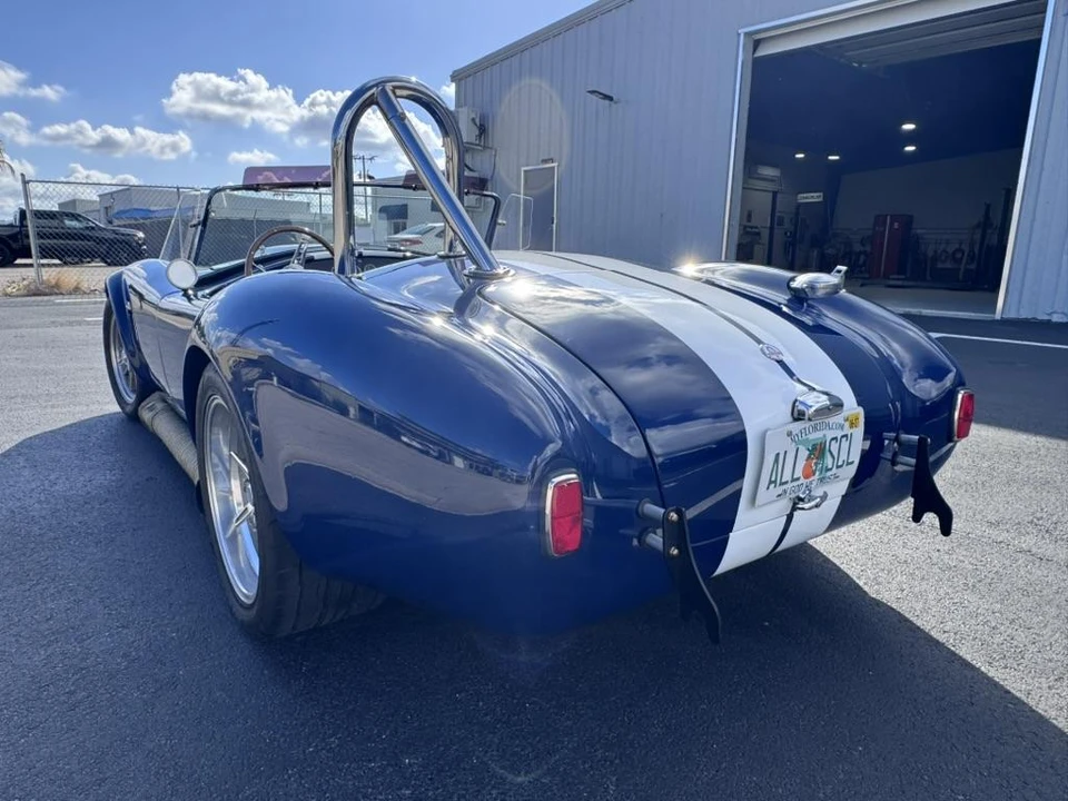 Shelby Cobra Replica - Image 5 of 31