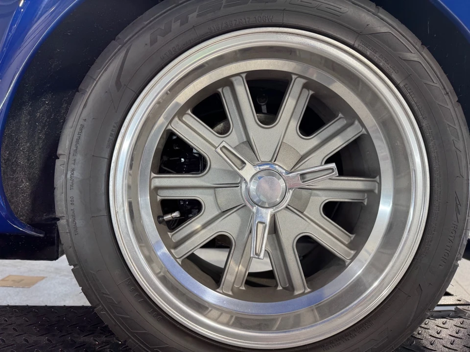 Shelby Cobra Replica - Image 18 of 31