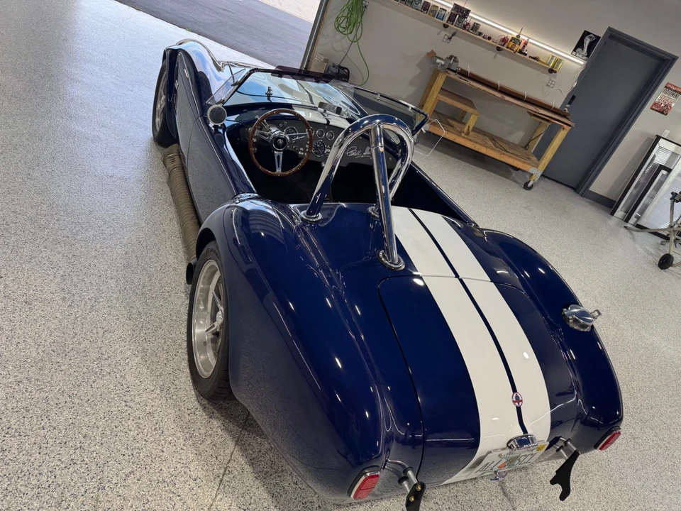 Shelby Cobra Replica - Image 8 of 31