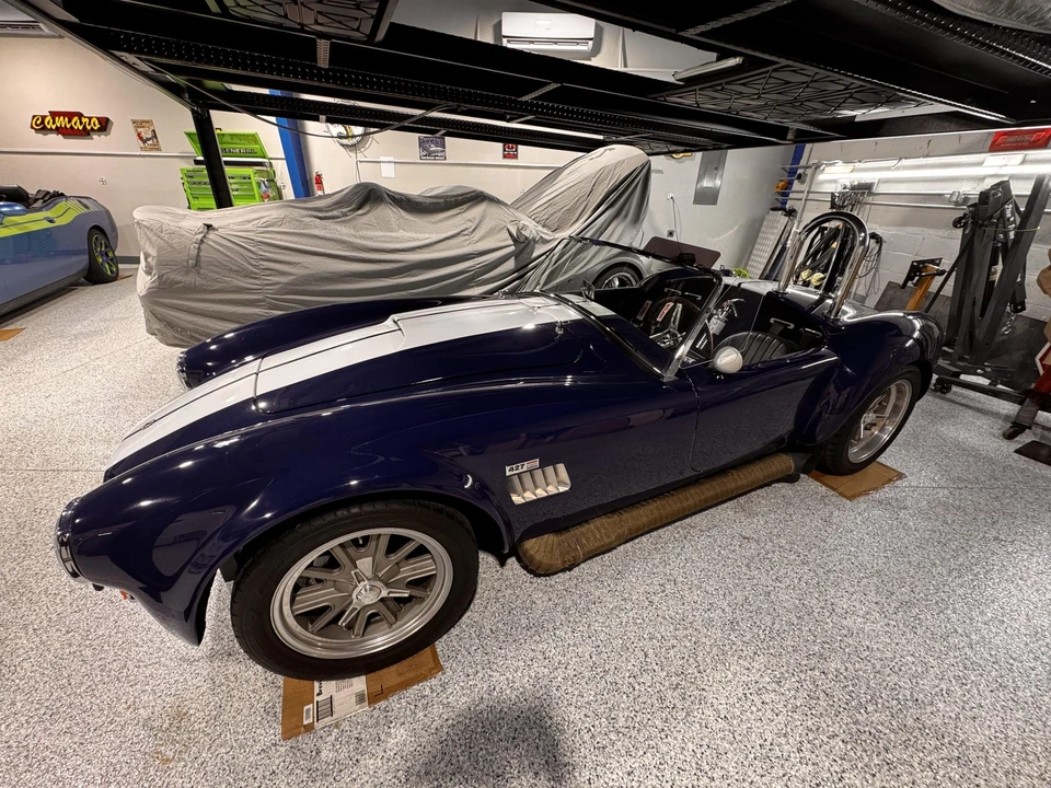 Shelby Cobra Replica - Image 11 of 31