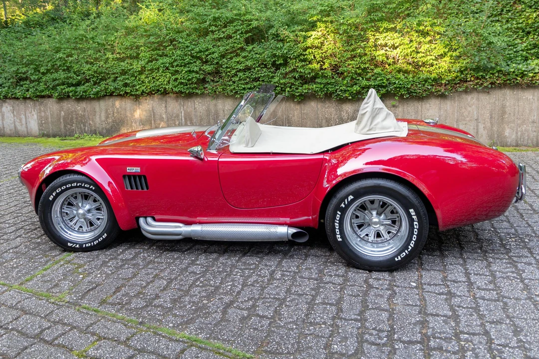 Shelby Cobra Replica - Image 23 of 31