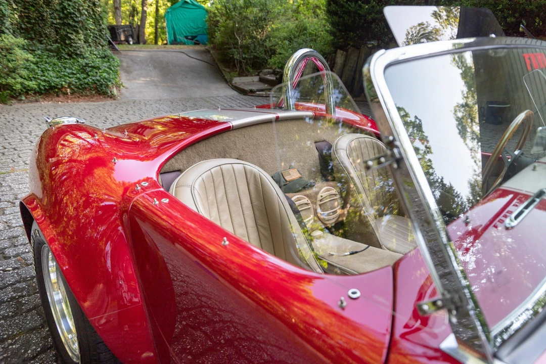 Shelby Cobra Replica - Image 30 of 31