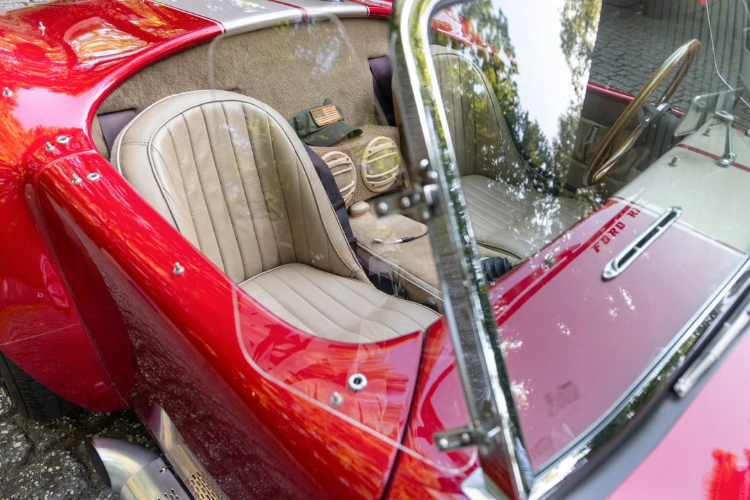 Shelby Cobra Replica - Image 14 of 31