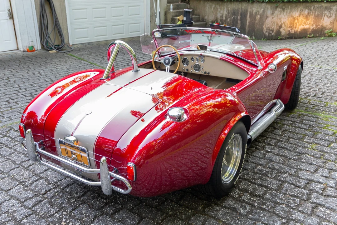 Shelby Cobra Replica - Image 5 of 31