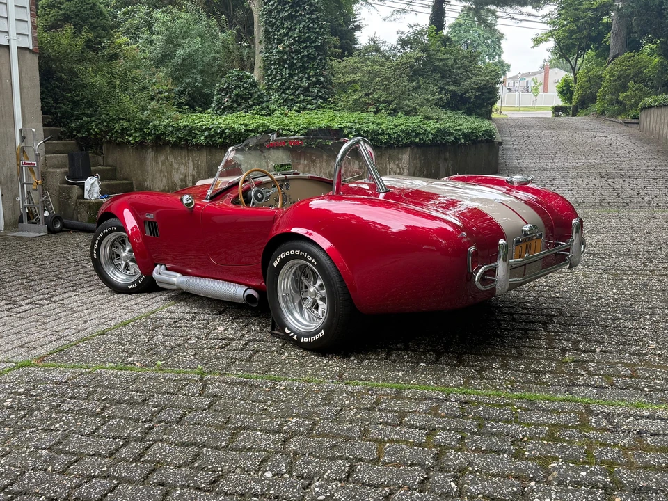 Shelby Cobra Replica - Image 8 of 31
