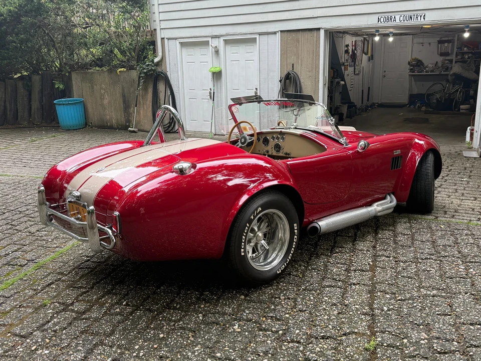 Shelby Cobra Replica - Image 6 of 31