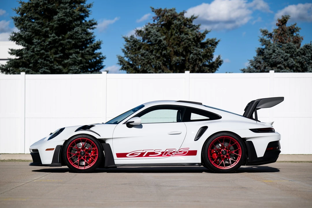2023 Porsche 992 GT3 RS - Image 5 of 31