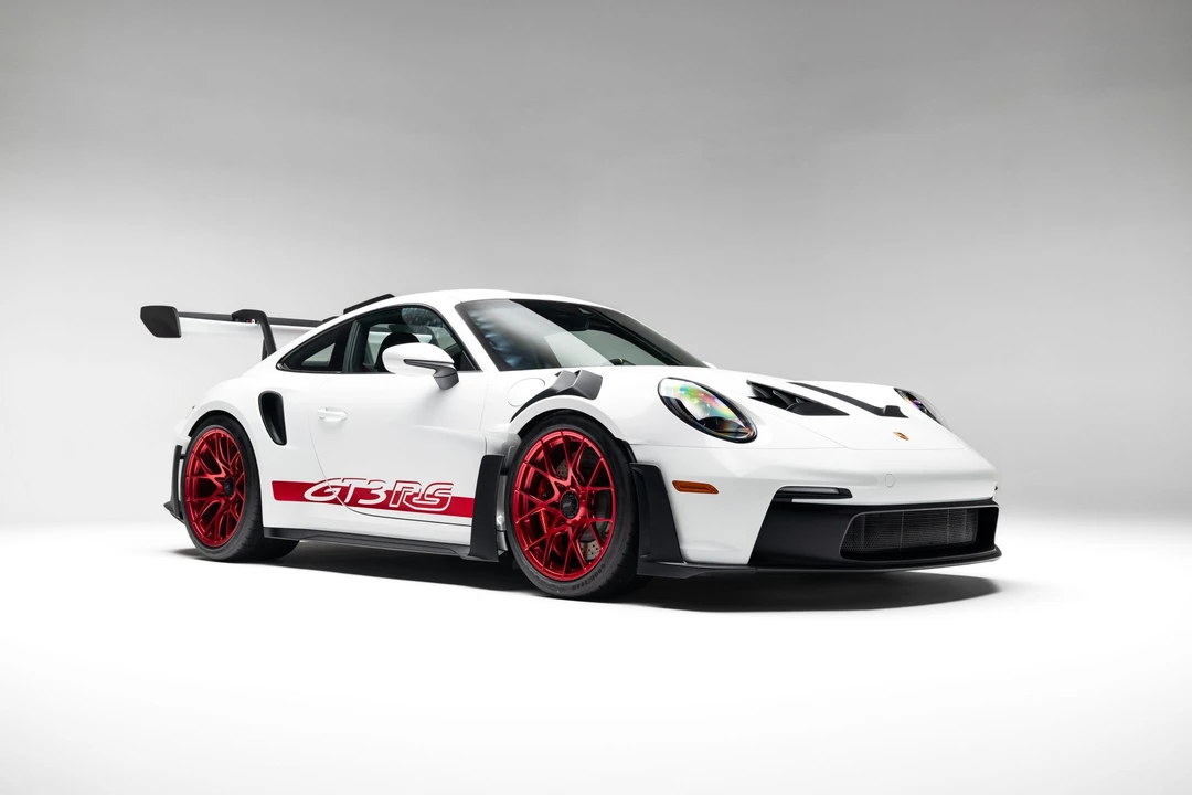 2023 Porsche 992 GT3 RS - Image 14 of 31