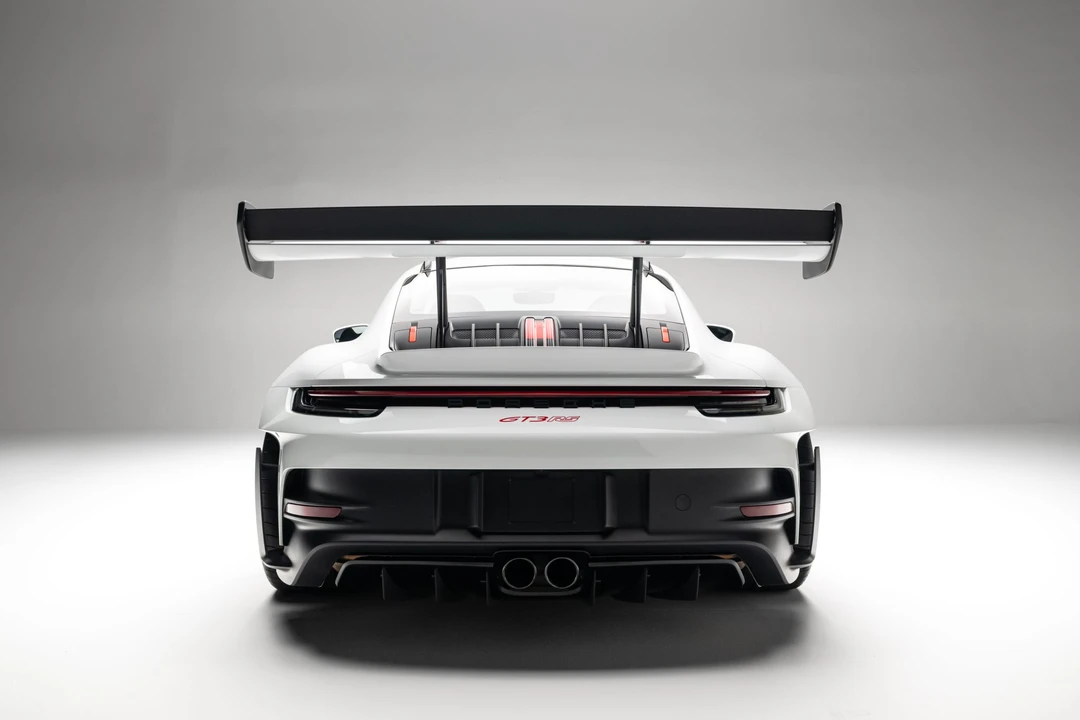 2023 Porsche 992 GT3 RS - Image 25 of 31