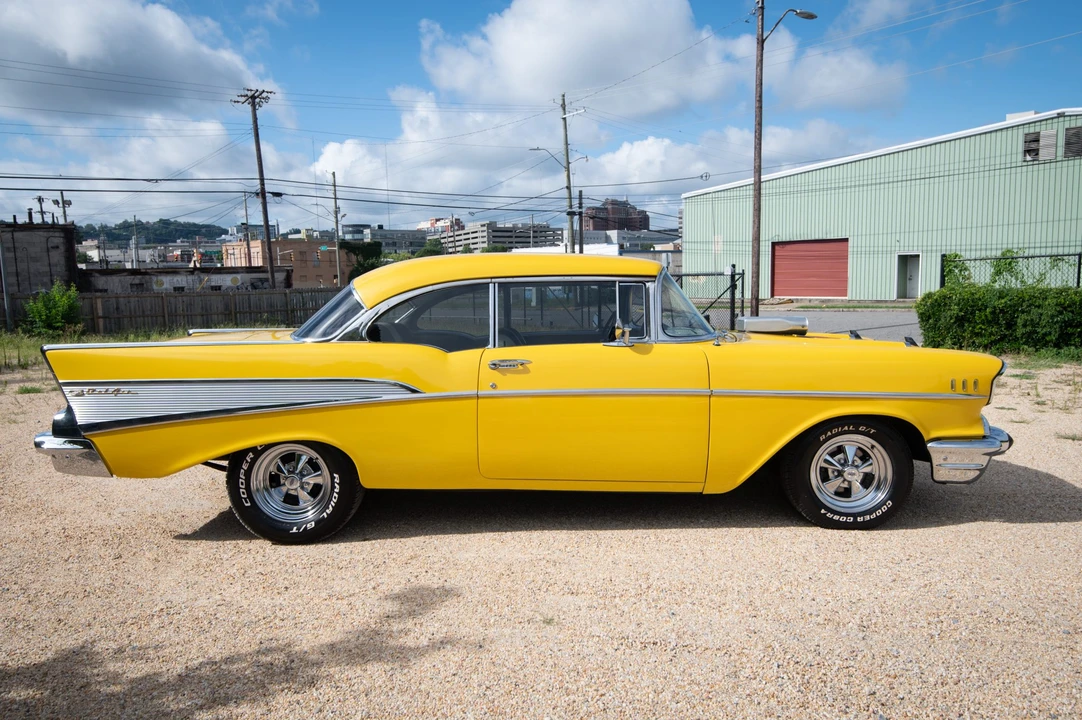 1957 Chevrolet Tri-Five Bel Air 2-Door Hardtop & Coupe - Image 5 of 31