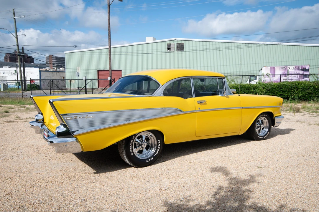 1957 Chevrolet Tri-Five Bel Air 2-Door Hardtop & Coupe - Image 6 of 31