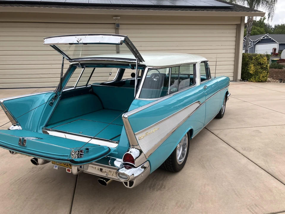 1957 Chevrolet Nomad - Image 28 of 31